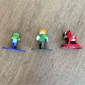 😊3/$30 Minecraft Dungeons Nano Metalfigs set of 3